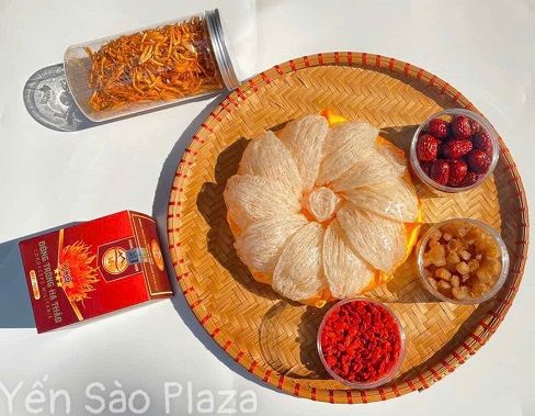 Yến Nhà Nha Trang Siêu Sợi Dài  100g 3.200.000đ và Hộp 50g 1.600.000đ