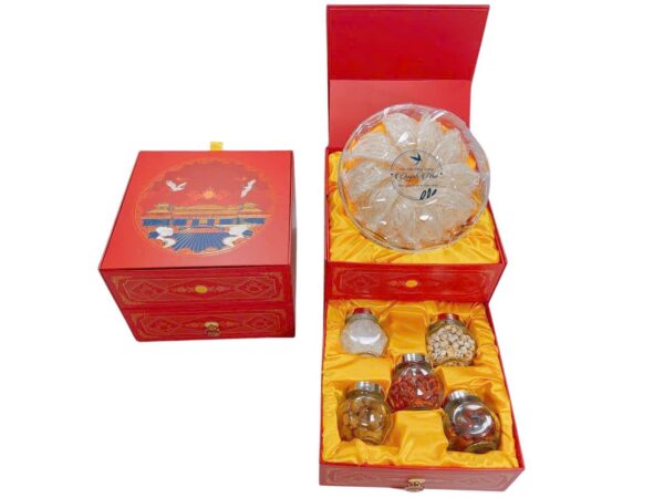 Hộp Quà Tết – Yến Sào Khánh Hòa Tinh Chế Sợi Ngắn 100g Và Các Loại Hạt Bổ Dưỡng